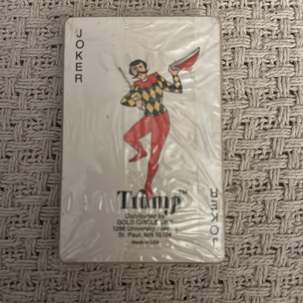 Playing Cards sealed Gold Circle Line Trump